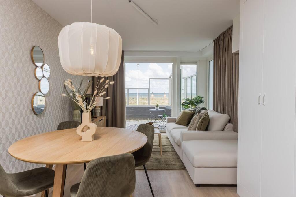 Apartment Haya Seaview - The Pier Den Haag